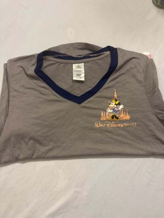 Disney Tops - Walt Disney World 50th Anniversary Minnie Mouse V-Neck Castle T-Shirt